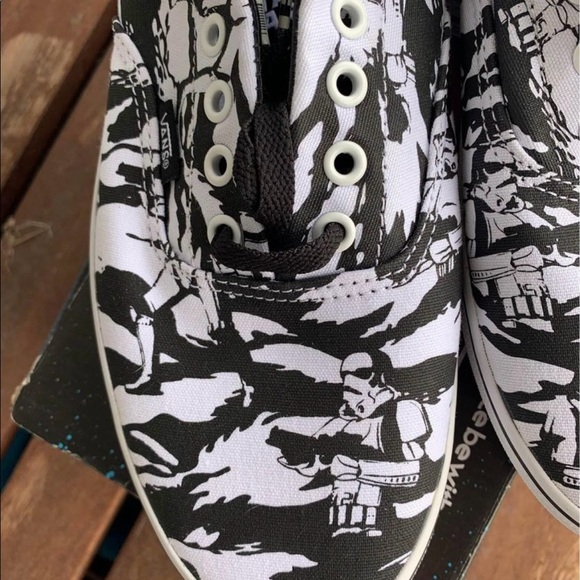 Men’s special edition Star Wars vans size 11 - Picture 3 of 6